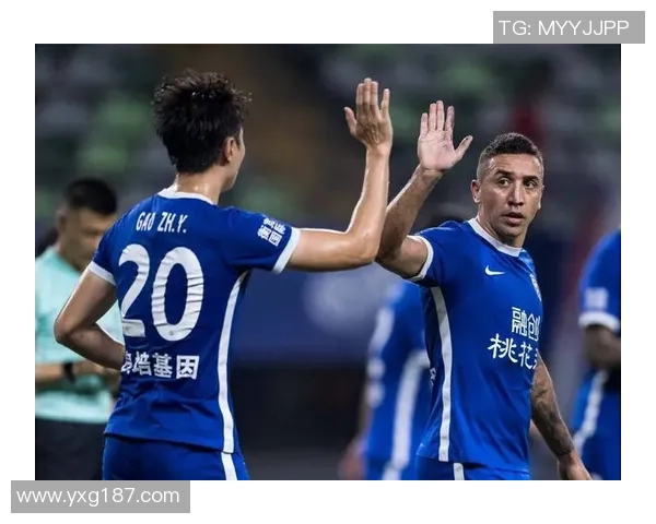 武汉足球队独占鳌头大满贯积分榜以71分领先群雄 武汉足球队独占鳌头大满贯积分榜以71分领先群雄